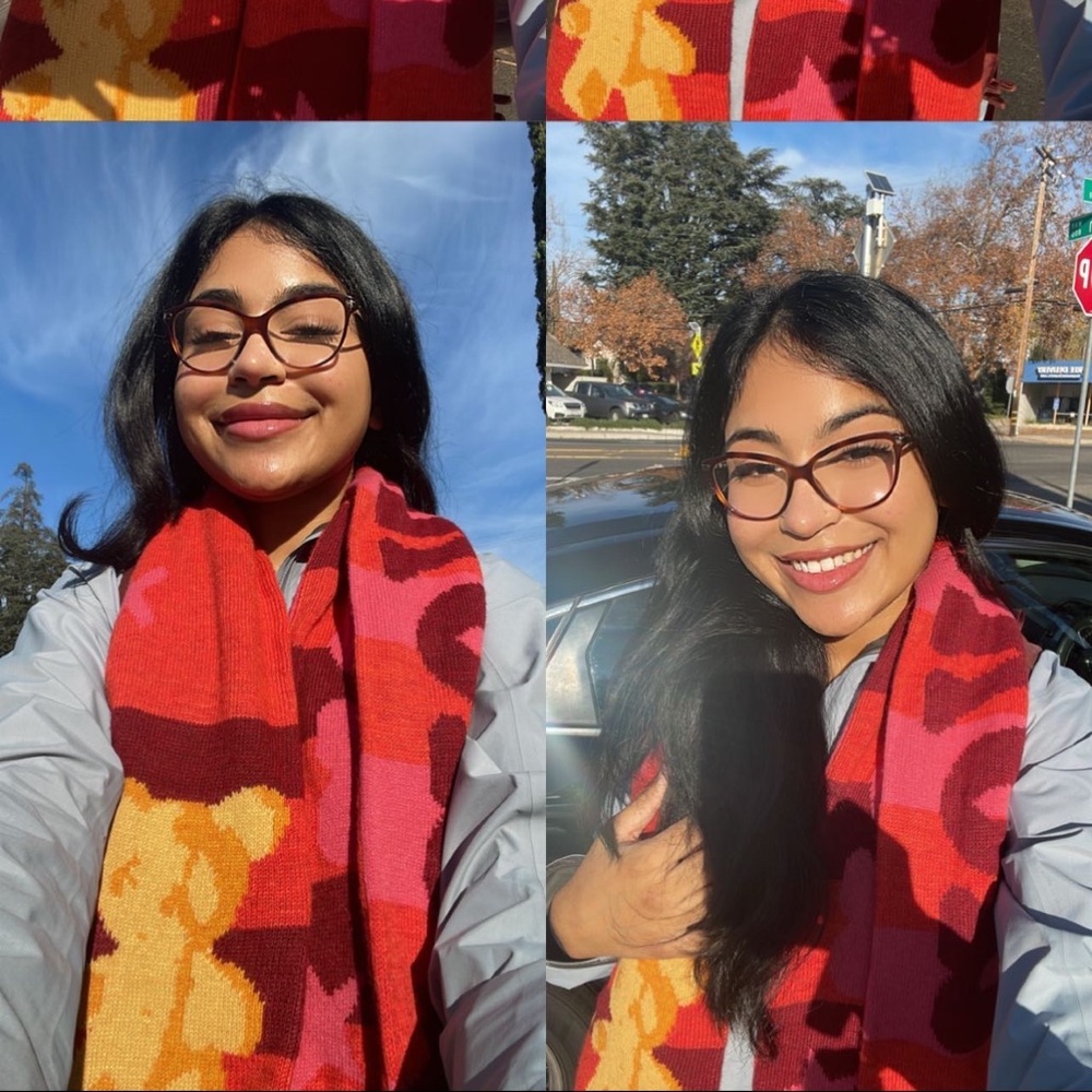 SOLD Heaven by Marc jacobs charm scarf 🧣 - Picture 6 of 7
